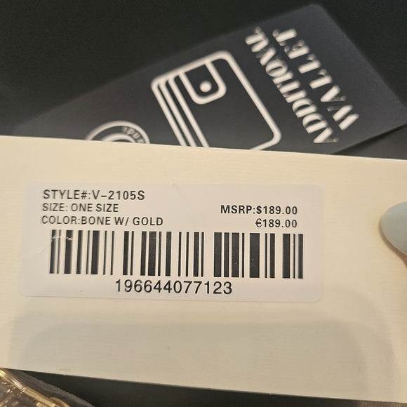 Valentino Orlandi Cream Gold Shoulder Bag. NWT - Picture 5 of 7